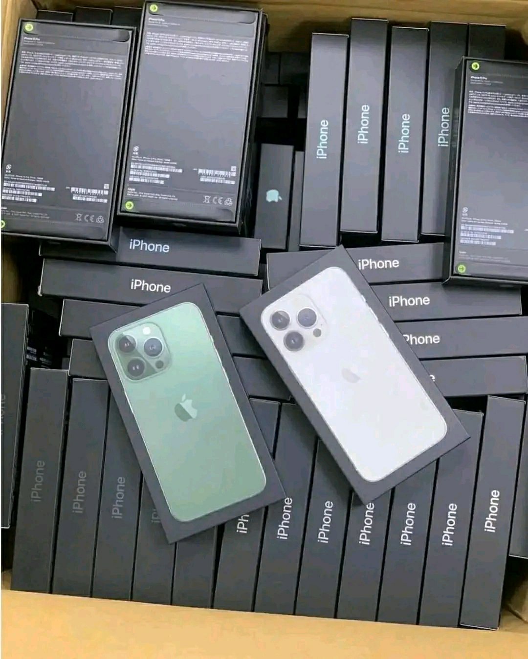 Wholesale iPhone Pallet Liquidation | Cheap iPhone Lots