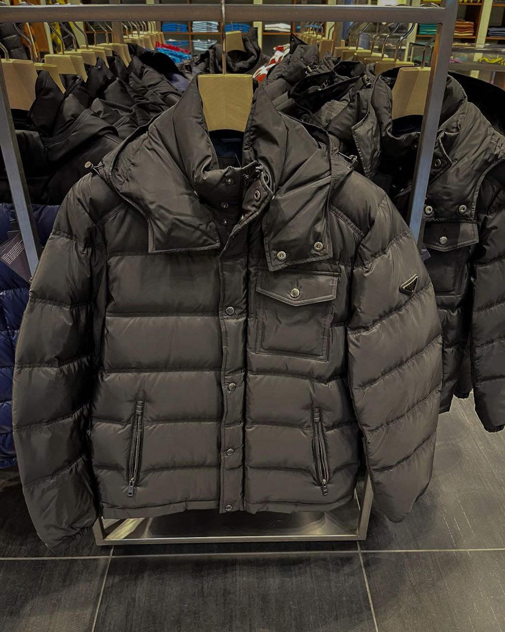 Wholesale Winter Jacket Pallet Liquidation for Sale - Buy Winter Apparel near me