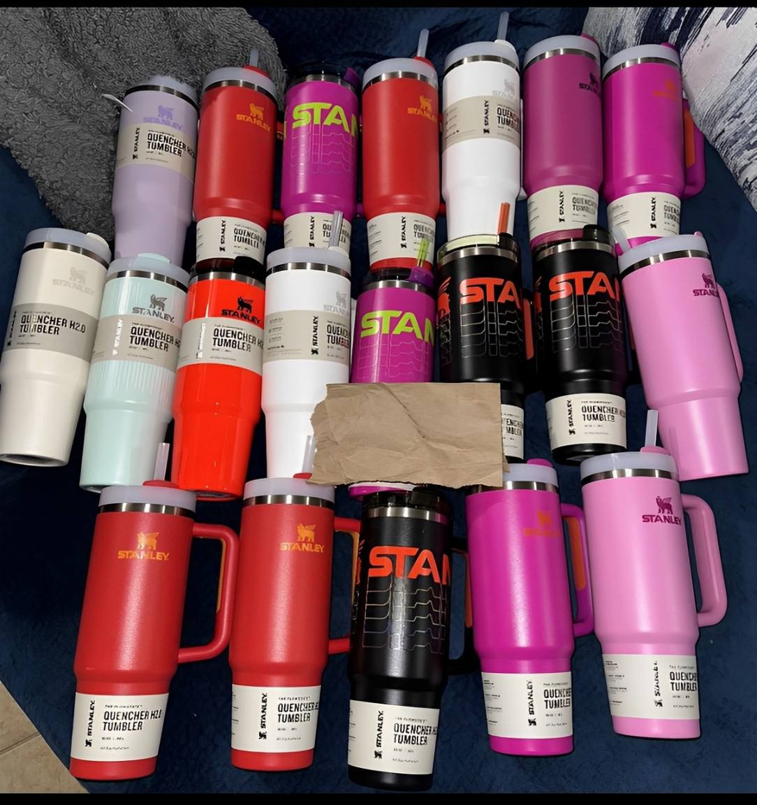Buy wholesale Stanley Tumblers pallet liquidation